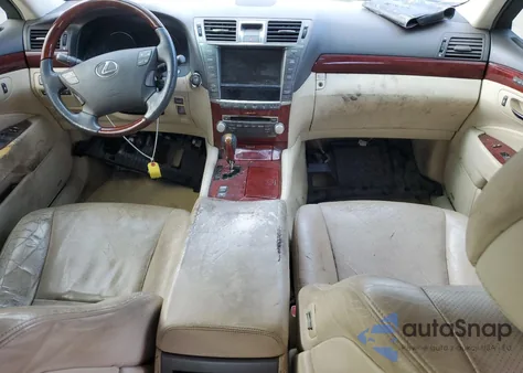 2011 Lexus Ls 460 z USA, uszkodzony, nr VIN JTHBL5EF1B5106147